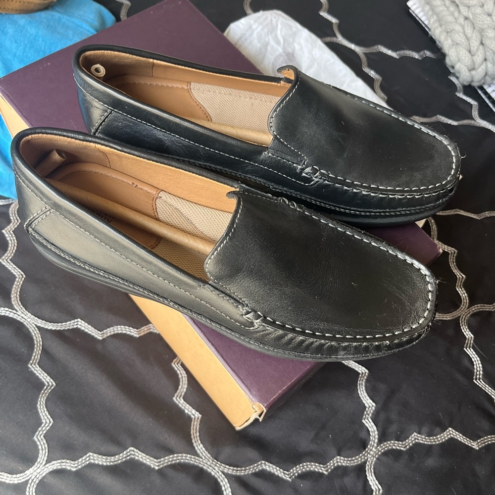 Johnston & Murphy Boys Black Locklin loafers